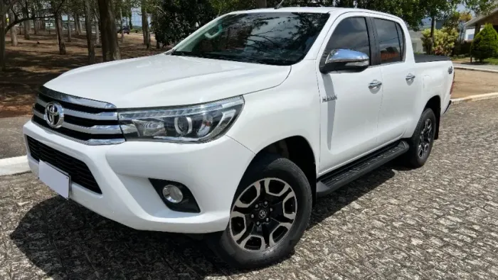 Hilux Srx 2017 - Diesel Pego Troca
