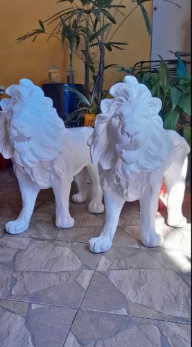 Esculturas de Leão para Decoração