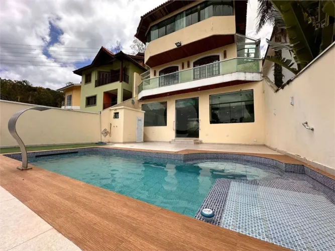 Condomínio com 5 quartos à venda em Jardim itatinga - SP