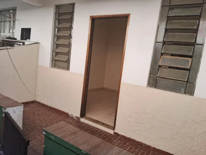 Alugo Casa próx ao West Shopping 