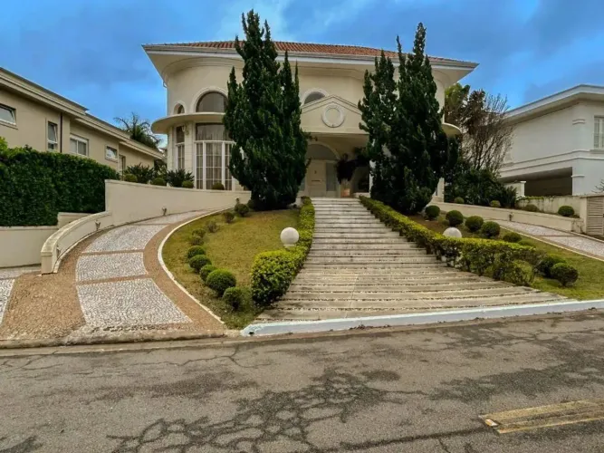 Casa para alugar em Santana de Parnaíba, Tamboré, com 4 suítes, com 904 m², Tamboré Dois