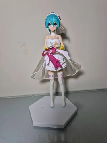 Hatsune miku noiva action figure 