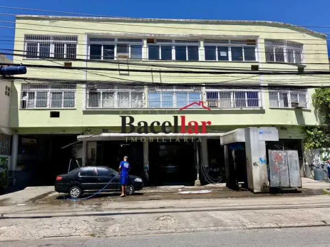 Prédio - / Comercial / Vila Isabel