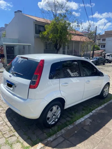 Ford Fiesta SE 1.0 8V Flex 5P 2014