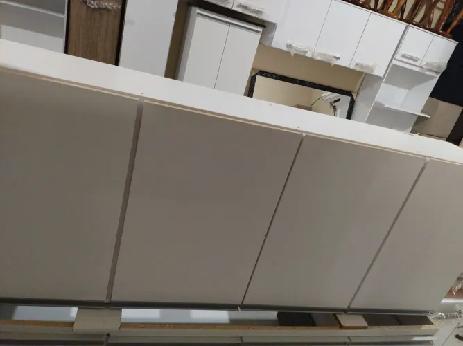 Armário aéreo de parede  branco novo 4 portas 