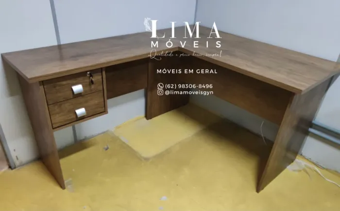 Mesa de Canto para Escritório / Mesa em L 