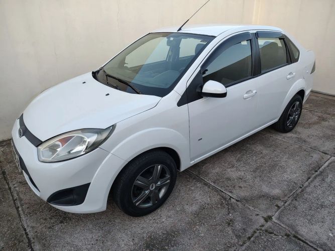 Imagem de Ford Fiesta Sedan SE 1.6 8V Flex 4P 2014