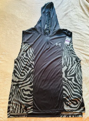 Regata Under Armour com Capuz Nova Importada Original Preto TAMANHO GGG 