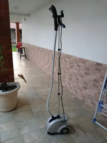 Passador de Roupa a vapor