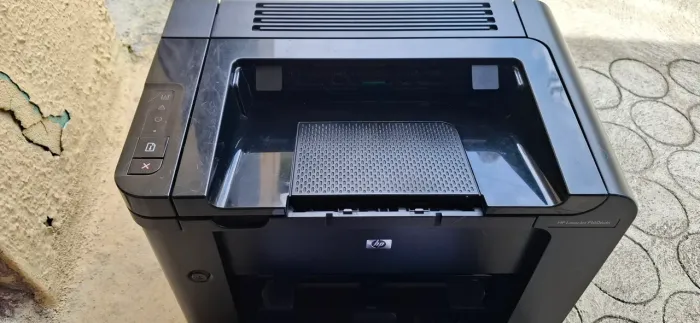 Impressora HP LaserJet P1600dn usada