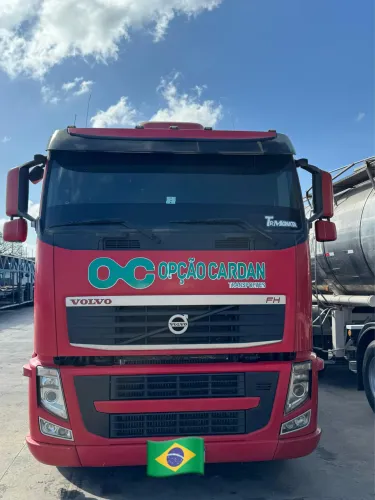 Volvo FH 460 8x2 + Tanque Inox Térmico 42.000 L - Conjunto Raro e Pronto para Rodar! 