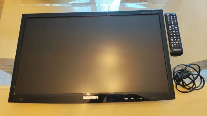 Monitor e tv samsung led T22B300LB full hd tv digital 