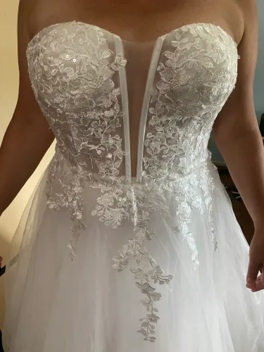 Vestido de noiva (nunca usado)