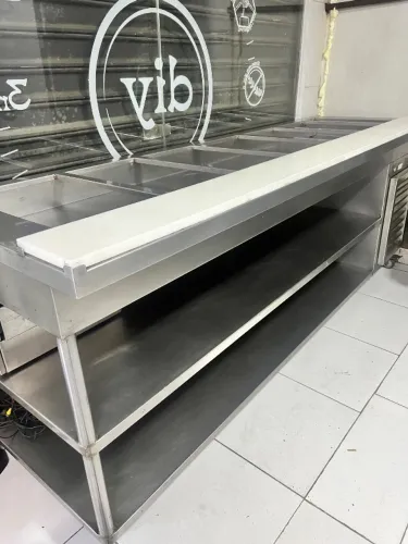 Pista fria / balcão refrigerado