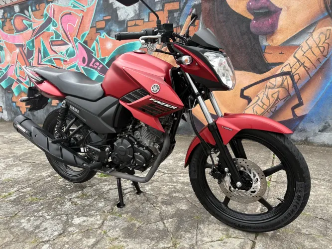 Fazer 150 - Única dona com 18.000km