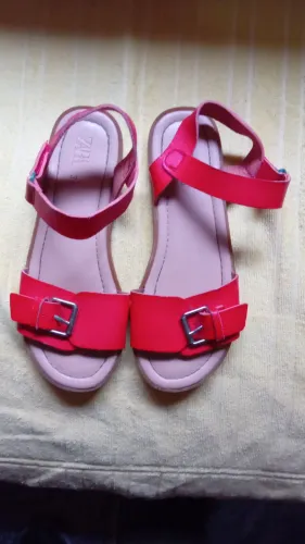 SANDALIA RASTEIRINHA ZARA VERMELHA