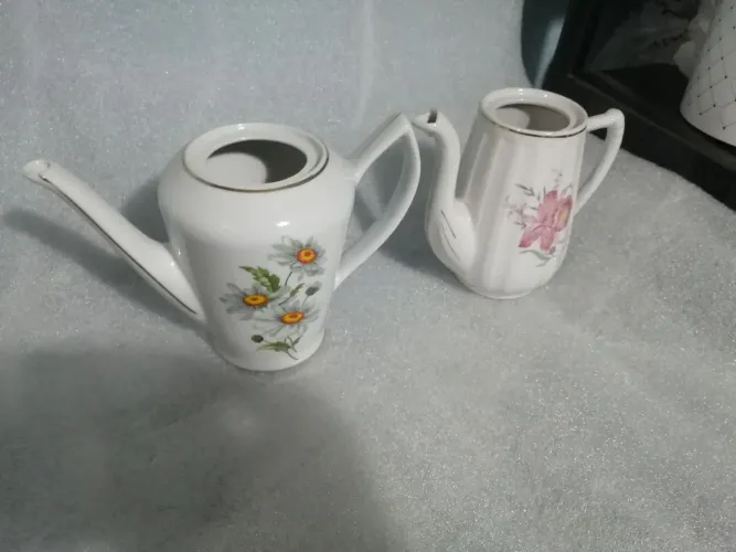 2 bule antigo de porcelana