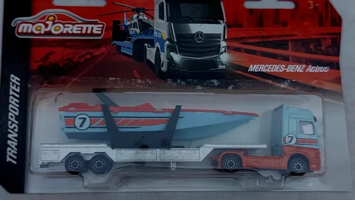 PROMOÇÃO - Miniatura Carreta Mercedes-Benz Actros 1/64 Majorette 