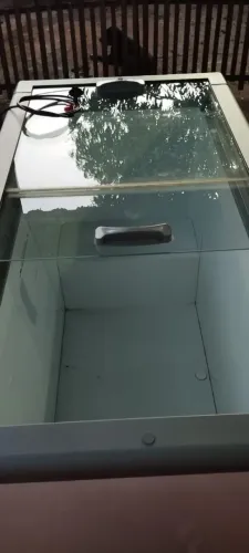 Freezer horizontal Fricon 411 litros 220 tampa de vidro 