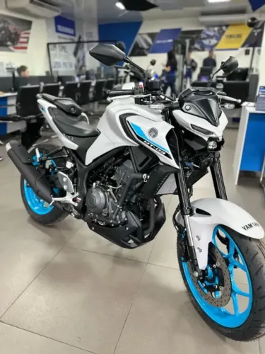 YAMAHA MT-03 CONNECTED ABS 2025/2026