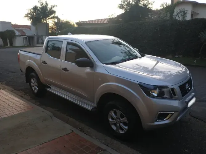 Nissan Frontier S CD 4X4 2.3 TB Diesel Mec. 2020