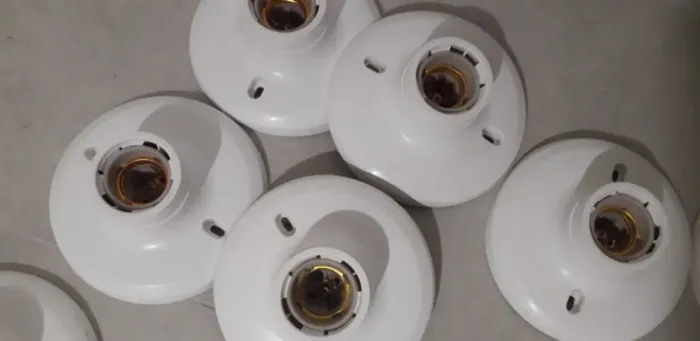 Plafon Plástico Com oquete De Porcelana E27 (14 unidades)