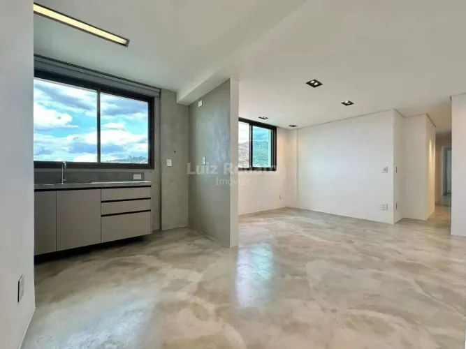 Apartamento à venda no bairro Sion
