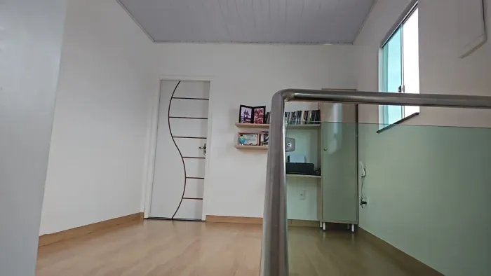 Alugo: Linda casa no Jardim Mauá com Placa Solar e não paga agua!