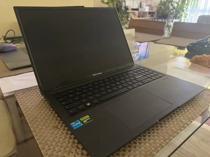 Notebook ASUS Vivobook 16x