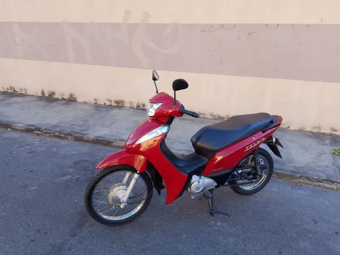 Honda biz 110i com partida ! zerada.