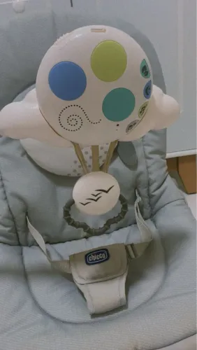 Espreguiçadeira pra bebê Usada poucas vezes ( Marca Chicco )