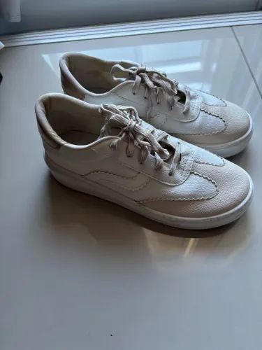 Tênia casual feminino Constance