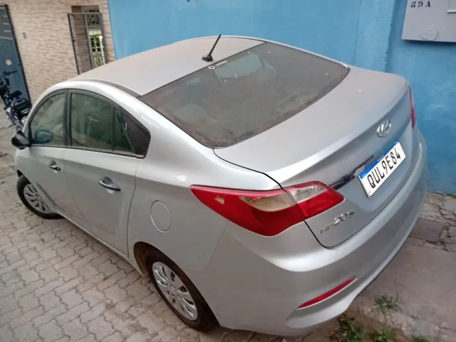 Hyundai HB20S Unique 1.0 Flex 12V Mec. 2019