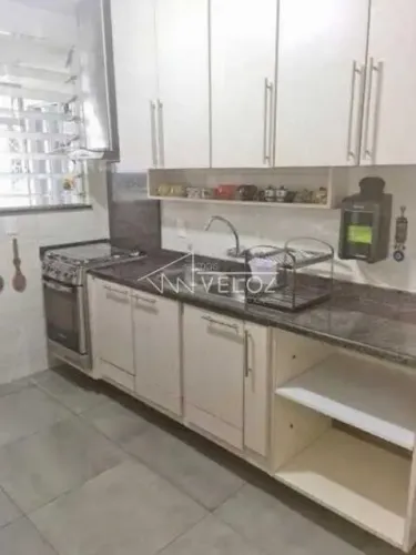 Apartamento : / Residencial / Jardim Botânico