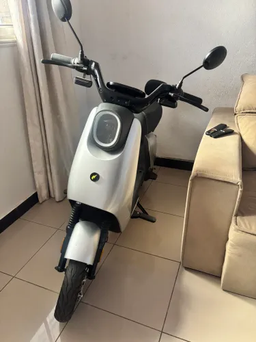 Moto Elétrica NXT - autopropelido