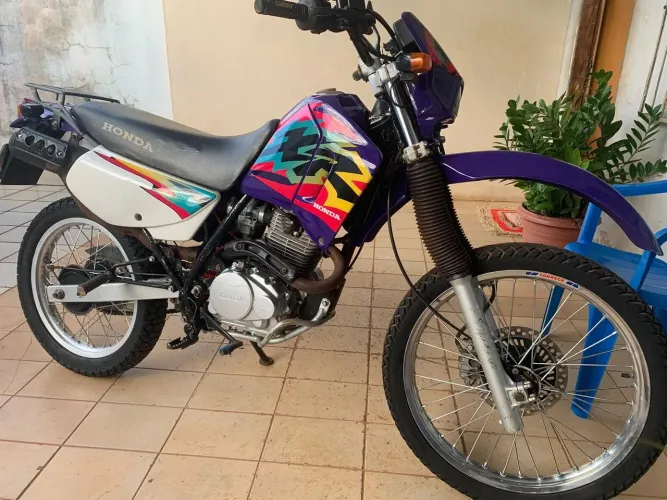 Vendo ou troco XR 200R
