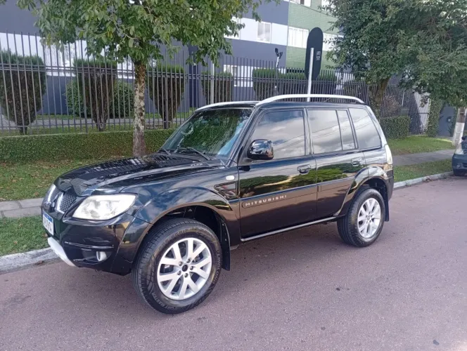 Mitsubishi Pajero TR4 2.0/ 2.0 Flex 16V 4X4 Aut. 2010