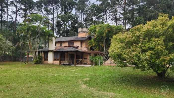 Terreno de 33.044,00² no bairro Vargem Do Bom Jesus