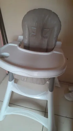Cadeira de alimentação