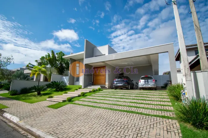 Casa Moderna Mobiliada | 4 suítes | Perto do Lago | Condomínio Shambala 2