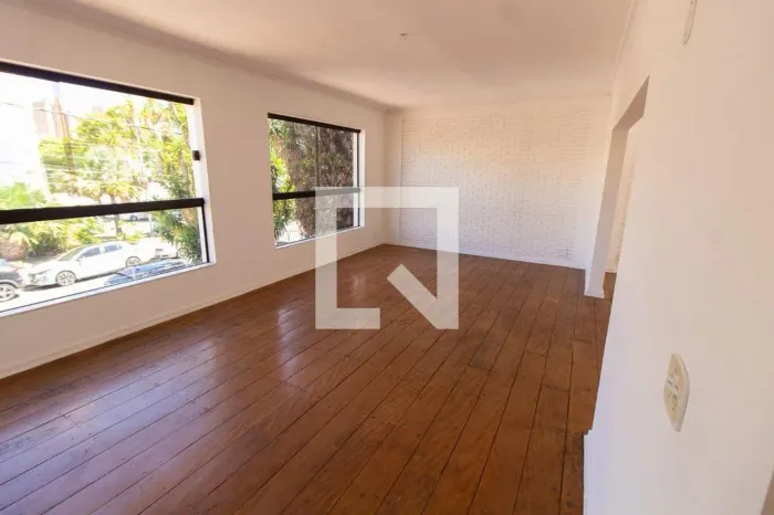CASA RESIDENTIAL em Campinas - São Paulo, Nova Campinas