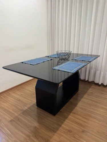 Mesa de jantar All Black
