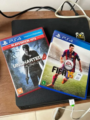 Fifa 15 e Uncharted 4 para PS4