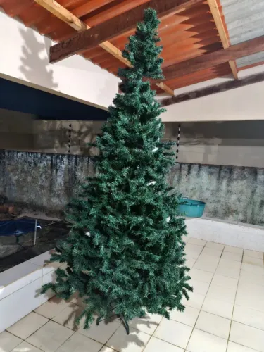 Árvore de Natal - desmontável - 2.70m