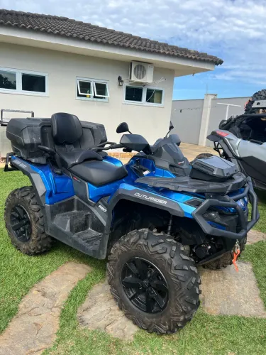 Quadriciclo 850 canam