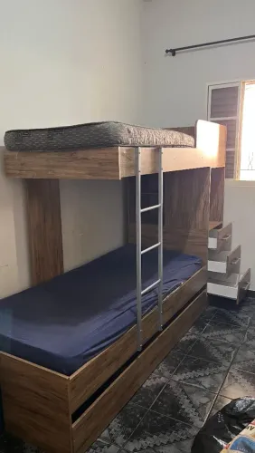 Cama treliche conservado