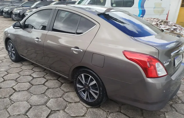 Nissan Versa SL 1.6 16V Flexstart 4P Aut. 2019