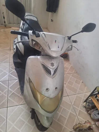 Suzuki Burgman 400 2008