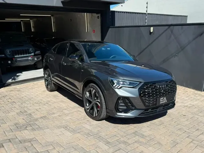 Audi Q3 SPB Perf. Black 2.0 TFSI Tipt. Quat. 2024