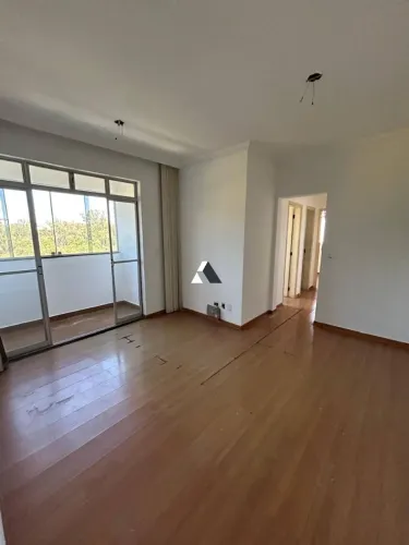 Apartamento com 3 dormitórios para alugar, 100 m² por R$ 2.950,00/mês - Planalto - Belo Ho